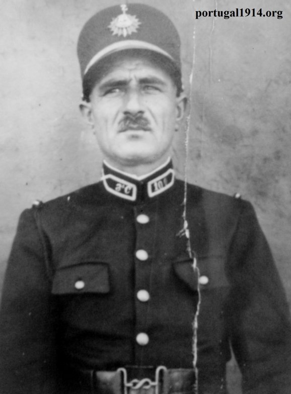 António Coelho no Batalhão nº 2 da Guarda Fiscal