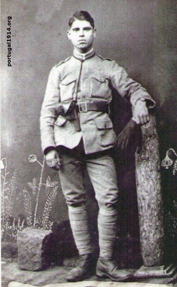 José Ferreira, antes de partir para França em 1917